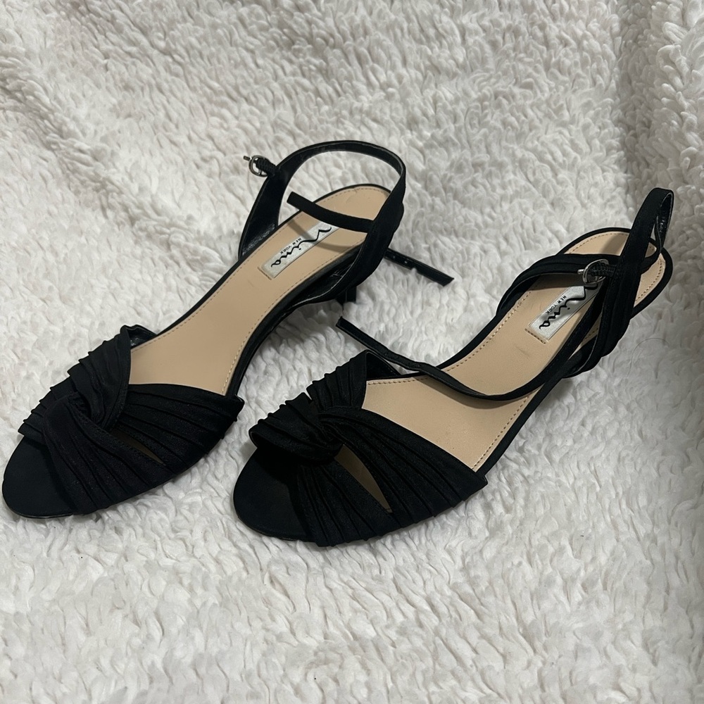 Nina Black Strappy Sandals